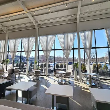 Profile image of 카페 직원들