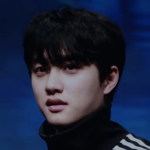 LovingPool2934의 도경수