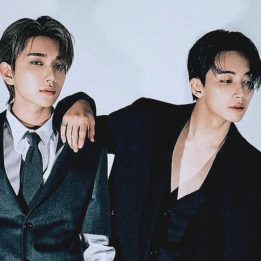 윤정한,홍지수