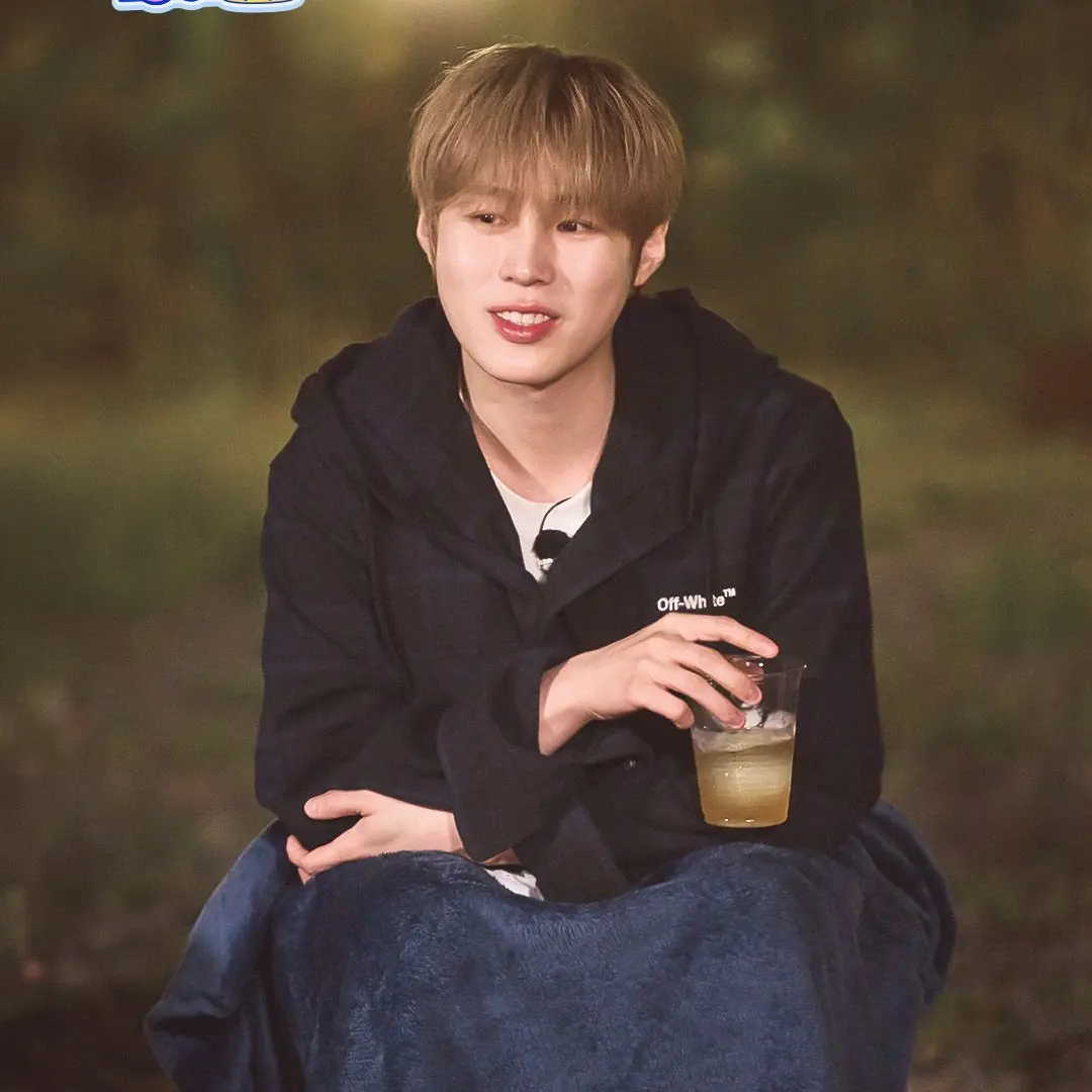 MuggyShoes6442의 하성운 매니저