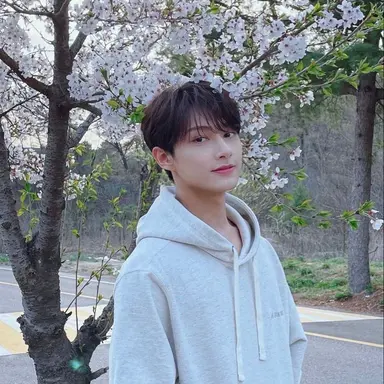 Profile image of Jun