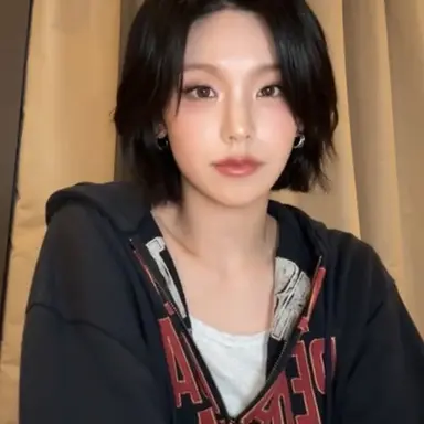 Profile image of Yeji