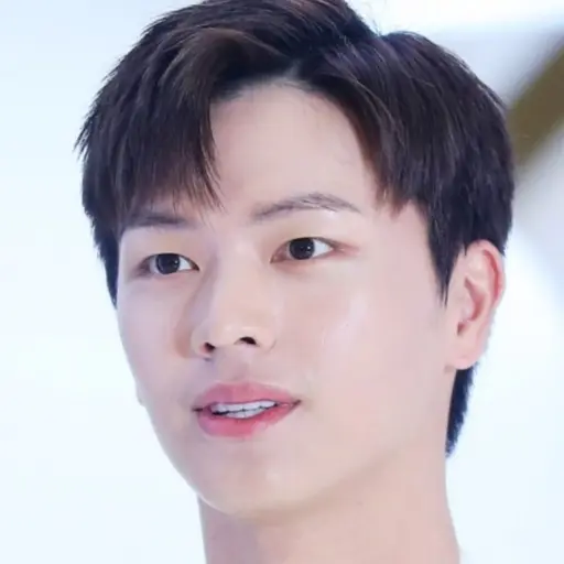 HarshGar2230의 육성재