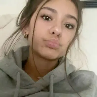 Profile image of Ellie