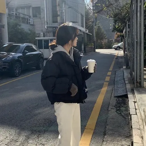 PickyHost5538의 백지현