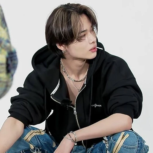니키