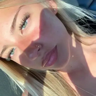 Profile image of Julie