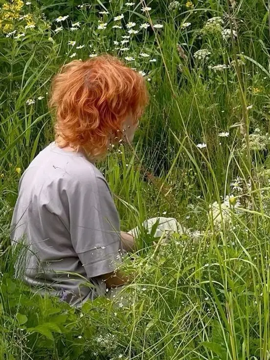Honeybeedearest의 Autumn haired boy-Artie