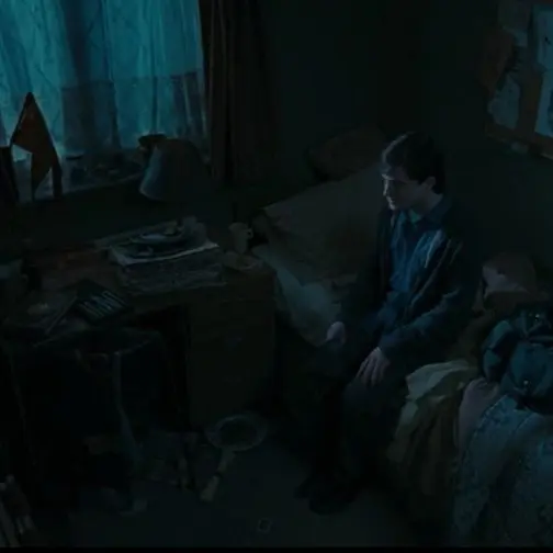 rewq00의 ’살아남은 아이‘와 머글 여자아이.