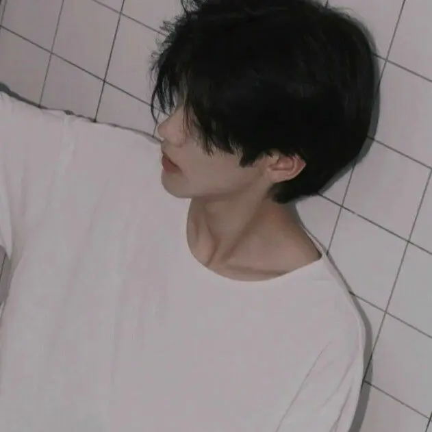 GreasyShoe0635의 강혁