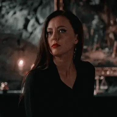 Profile image of Vera Stone