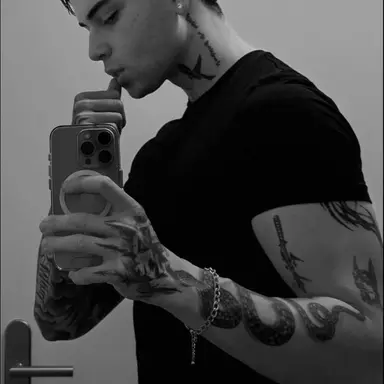 Profile image of Damon