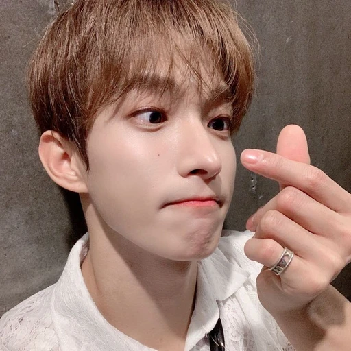 17년지기 동생 도겸