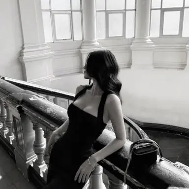 Profile image of Evelina Pearl