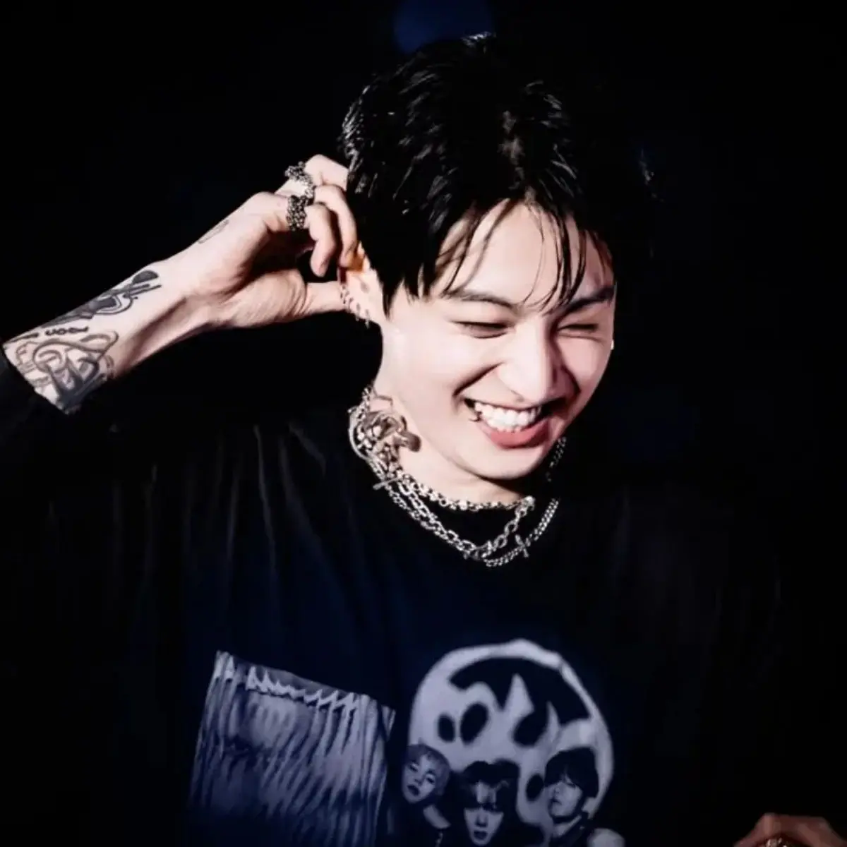 EnchantedEthra11의 Jungkook.