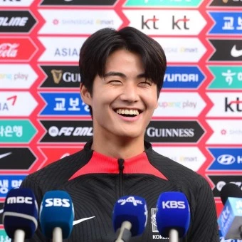 친형설영우