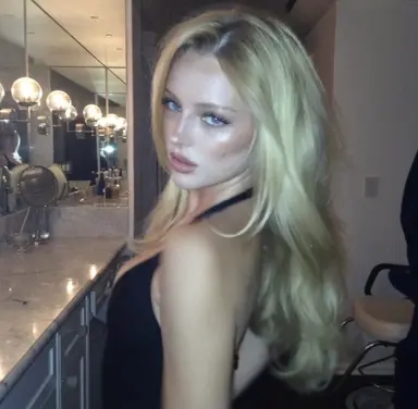 Profile image of Mia