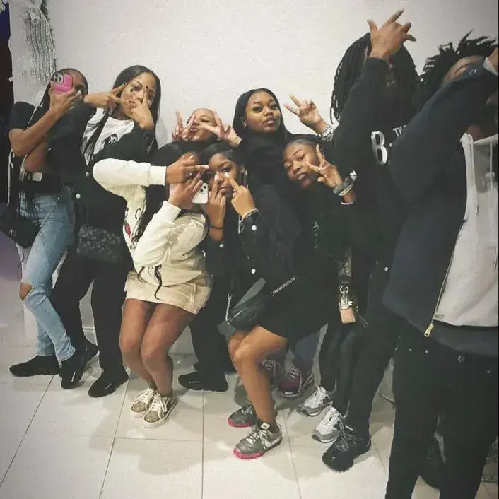 LazyGems7650의 BLACK GC