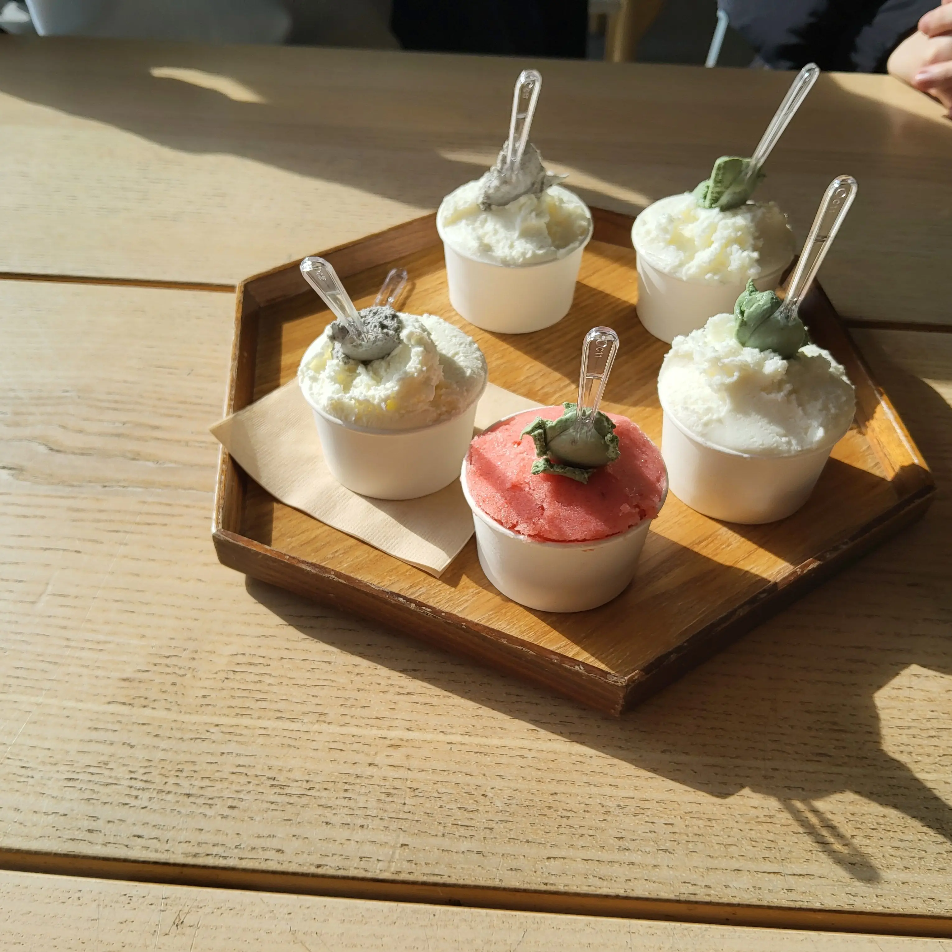 FetidSilk5211의 sm고등학교에 전학온 당신