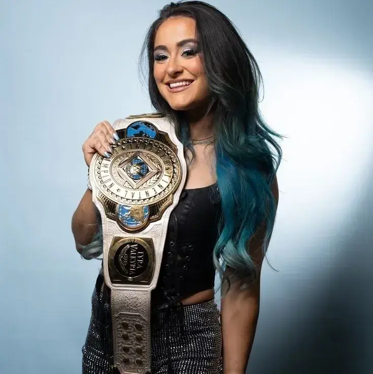 GummyFresh5916의 Lyra Valkyria girlfriend