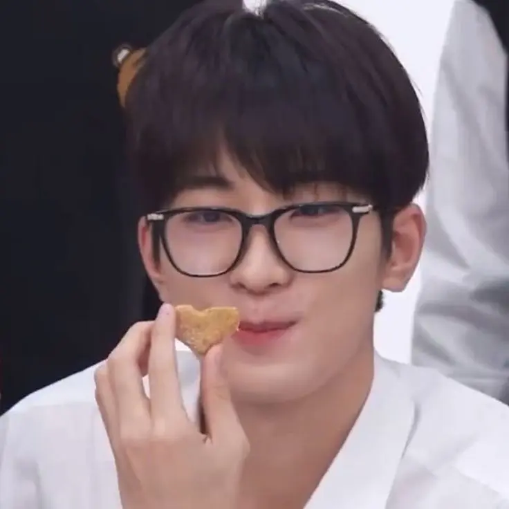 RoughCloud3023의 전원우