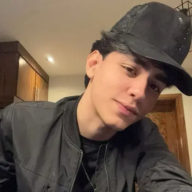 IvoryJudge4109의 Ramon Salazar