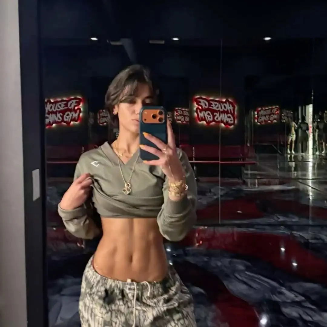 Calledvic의 Sara Saffari