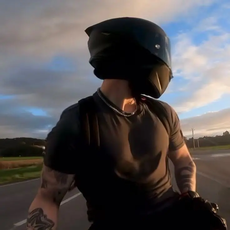 QuickBeach8881의 Golden Hour Pickup