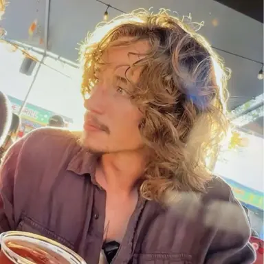 Profile image of Jordan Huxhold
