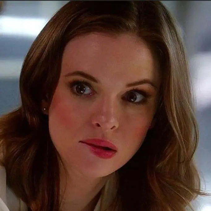 LadyNagantGlazer의 Caitlin Snow