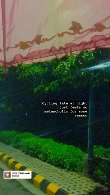 Profile image of Roxie