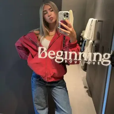 Profile image of Everly Carson