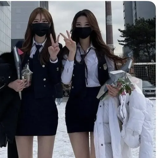 PlaidSable2694의 김윤주,김하빈