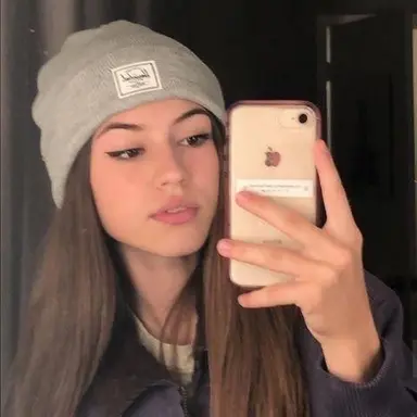Profile image of Mackenzie