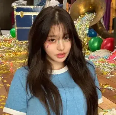 Profile image of Jang Wonyoung