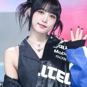 LightChild1805의 아내.  최예나