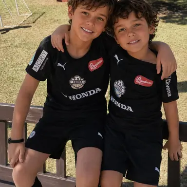Profile image of Nico and Rico