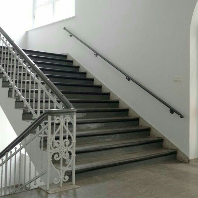 수호신이 있어야 올수있는 학교 대표 이미지