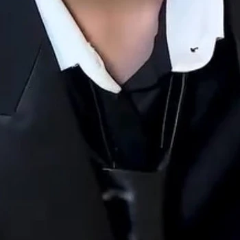金本芳典