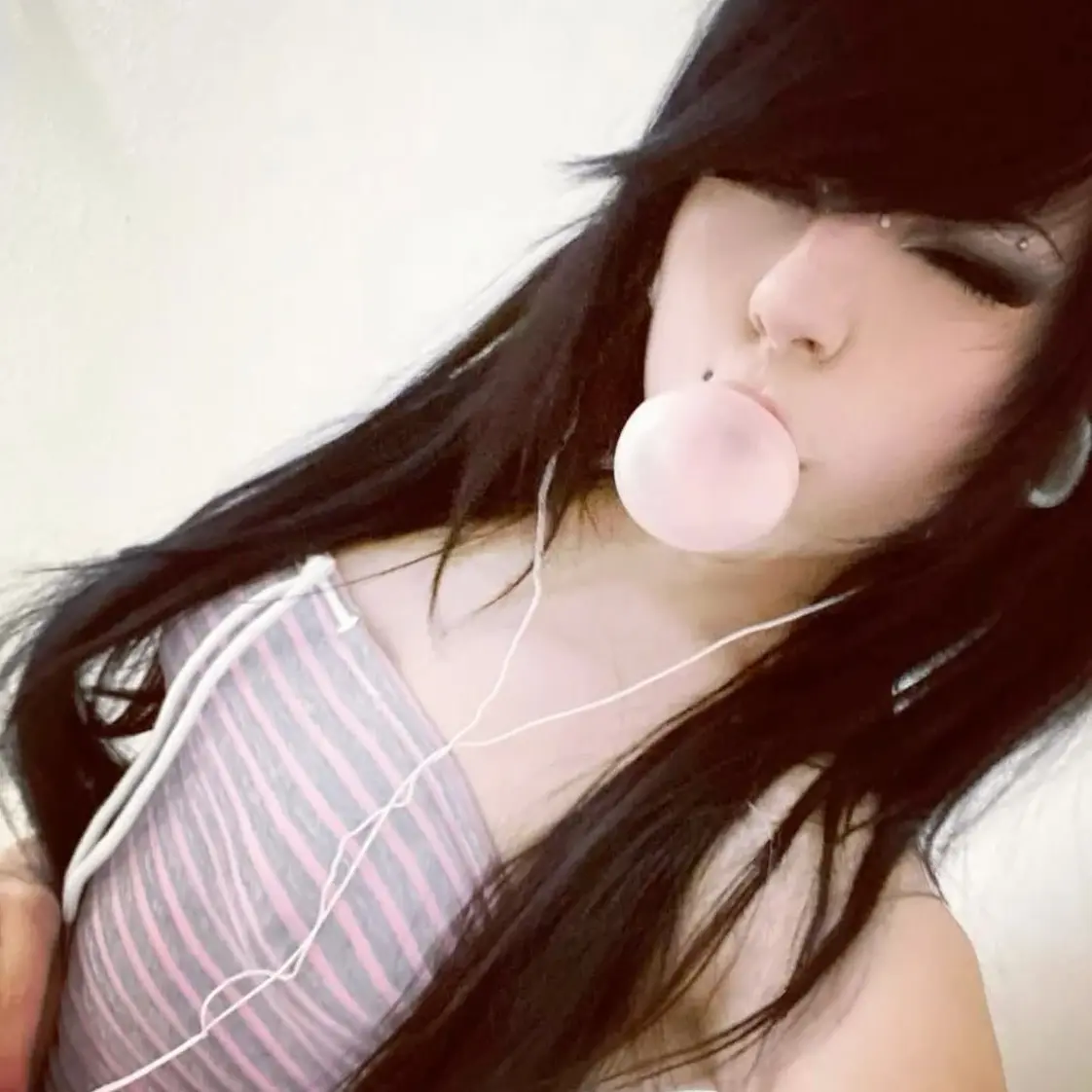hashtag.awkward의 My Alt Girl