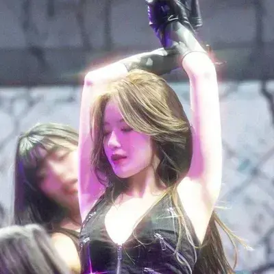 AstuteSaiga3942의 Shuhua