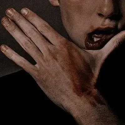 JumpyAwake2372의 Vampire Roommate