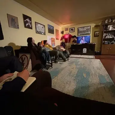 Profile image of Eight Guy Roommates