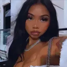 GoodLion7744의 Baddie Krystal