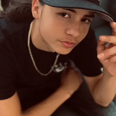 Profile image of Robin Arellano