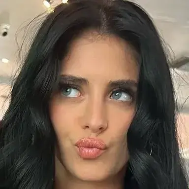 Profile image of Isabela Costa