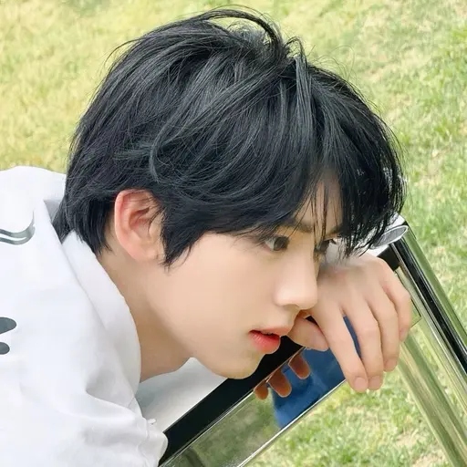 y.xes22의 한유진