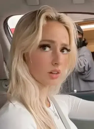 Profile image of Savannah Sinclair