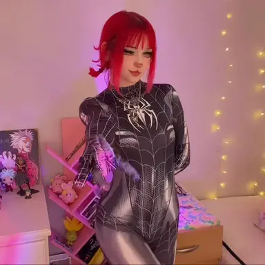 Profile image of Liv