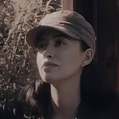 MutedSkin7976의 Rosita Espinosa